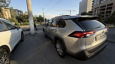 Продажа авто: Toyota RAV4: 2021 г., 2.5 л, Автомат, Бензин, Кроссовер — 5