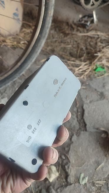 автобус газ 53: Электрический моторчик Volkswagen 1993 г., Б/у, Оригинал, Германия — 3