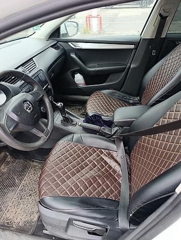 octavia: Skoda Octavia: 2019 г., 1.6 л, Автомат, Бензин, Лифтбек — 7