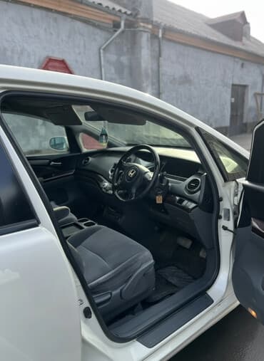 дом в колесах: Honda Odyssey: 2005 г., 2.4 л, Автомат, Бензиновая, Минивэн — 1