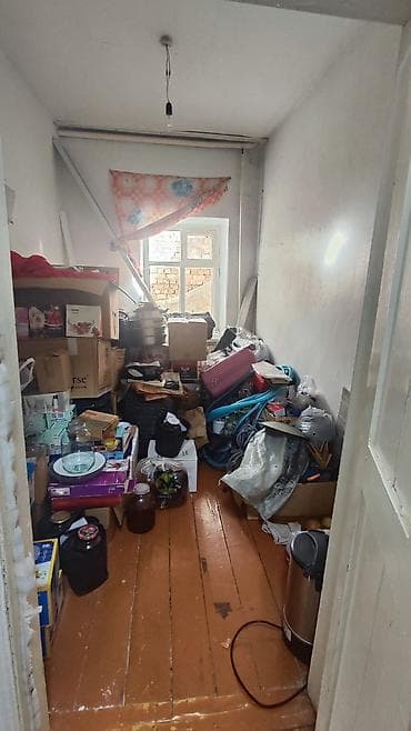 дом сатылат ош: Продаётся 3,5 СОТКИ, угловой дом в центре Каракол. Сугубо под бизнес — 9