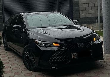 geely x3: Toyota Avalon: 2019 г., 2.5 л, Вариатор, Гибрид, Седан — 1