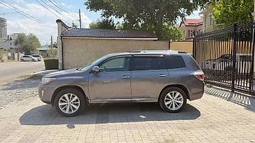 Toyota Highlander: 2012 г., 3.5 л, Автомат, Гибрид, Кроссовер — 6