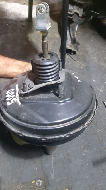 стенд для чистки дизельных форсунок: Тойота сюрф 185 вакуум и целиндр. Японский Toyota surf 1998 по — 2