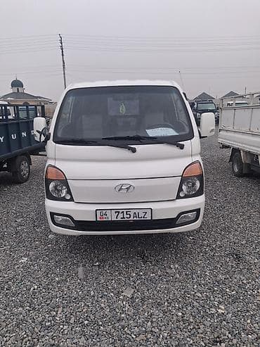 Hyundai Porter: 2018 г., 2.5 л, Автомат, Дизель, Фургон at lalafo.kg Hyundai Porter: 2018 г., 2.5 л, Автомат, Дизель, Фургон
