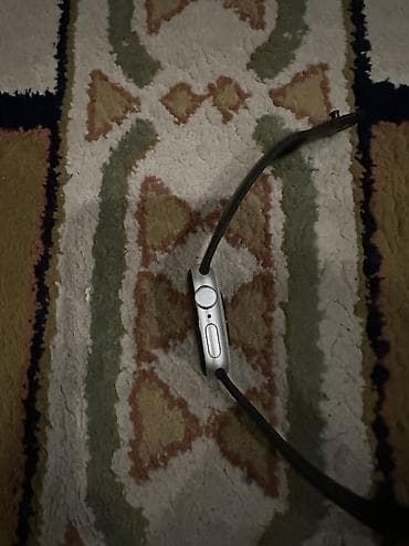 mi bant: Apple Watch SE 2 generation АКБ 86 состояние идеальное носили — 2