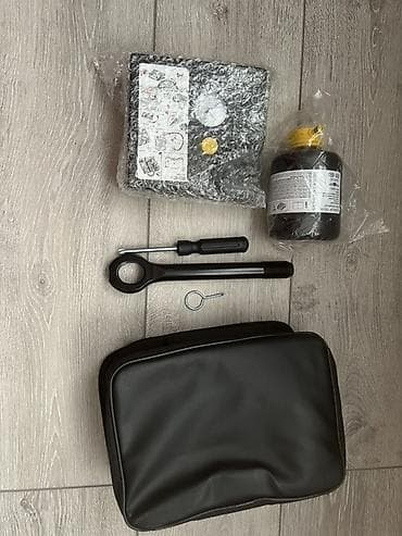 jika: Насос компрессорный Комплект для экстренного ремонта и подкачки шин — 6