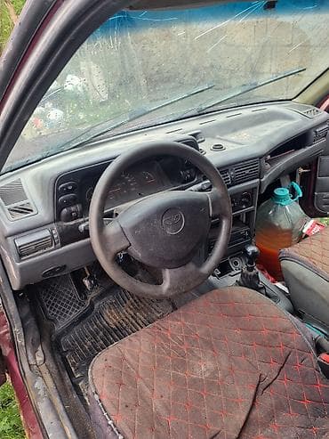 Транспорт: Daewoo Nexia: 2007 г., 1.6 л, Механика, Бензин, Седан — 4