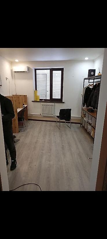 готовый офис в аренду: Район Жибек Жолу/Ибраимова Сдается офис Площадь: 16м2 Без мебели — 2