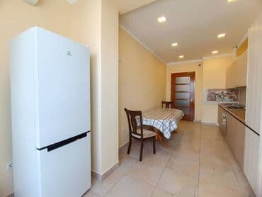 Батирлер: 3 бөлмө, Кыймылсыз мүлк агенттиги, Чогуу жашоосу жок, Толугу менен эмереги бар — 4