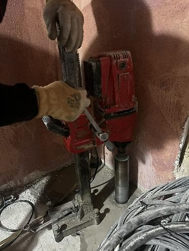 Услуги по строительству и ремонту: Алмазное бурение и резка бетона Профессиональные услуги по алмазному — 1