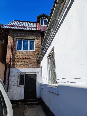 продаю дом мкр учкун: Дом, 100 м², 6 комнат, Собственник, Старый ремонт — 4