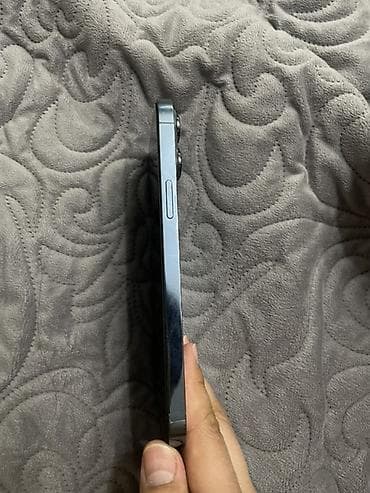 imac 27: IPhone 13 Pro Max, Sierra Blue, 81 % — 4