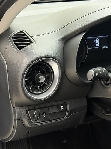 Транспорт: Kia K3: 2022 г., 1.6 л, Типтроник, Бензин, Седан — 6