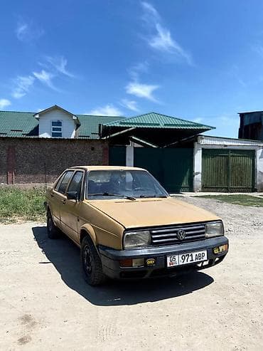Унаа: Volkswagen Jetta: 1984 г., 1.6 л, Кол менен иштөөчү, Бензин, Седан — 2