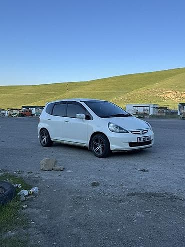авто прикуриватель: Honda Fit: 2003 г., Хэтчбэк — 6