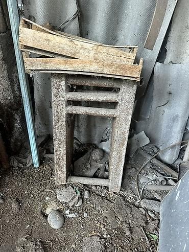 Металлические козлы/подставка для распила и строительных работ. -