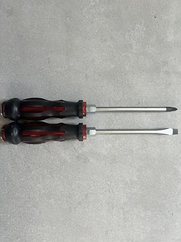 набор ключ авто: Набор отверток, 8 шт. Состав: - 4 крестовых (PH): длинные и средние — 5