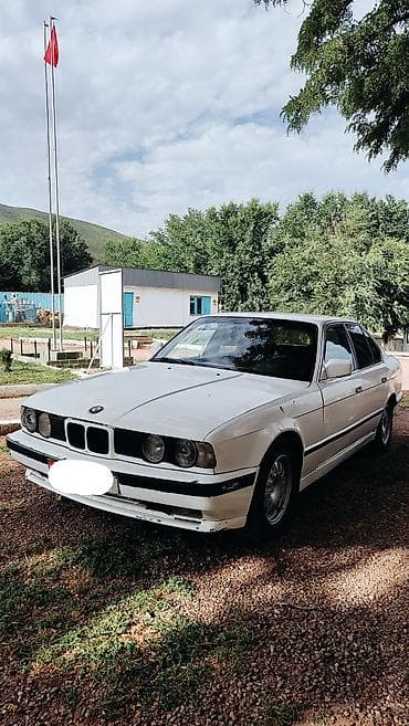 gac aion y plus: BMW 5 series: 1992 г., 2 л, Механика, Бензин, Седан — 2