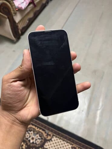 телефон за 100 сом: IPhone 13, 128 ГБ, Зарядное устройство, Защитное стекло, Чехол, 88 % — 4