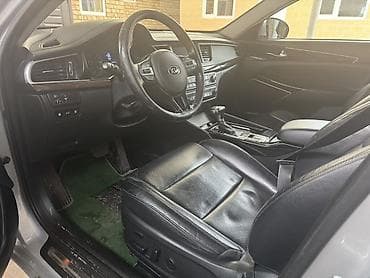 рул авто: Kia Cadenza: 2018 г., 3 л, Автомат, Газ, Седан — 6