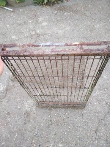 оборудование для общепита: Продаем для инкубатора корпус и решетки для яиц, состояние — 3