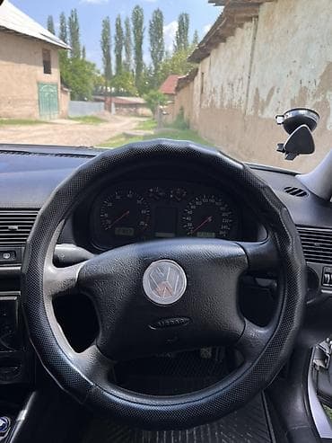 ади 80: Volkswagen Golf: 2003 г., 1.6 л, Автомат, Бензин, Хэтчбэк — 4