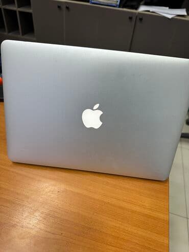 макбуки: Ультрабук, Apple, 8 ГБ ОЭТ, Intel Core i5, 13.3 ", Колдонулган, Татаал эмес тапшырмалар үчүн, эс тутум SSD — 3