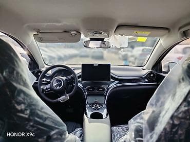 jac t9: BYD E2: 2025 г., Электромобиль, Хэтчбэк — 8