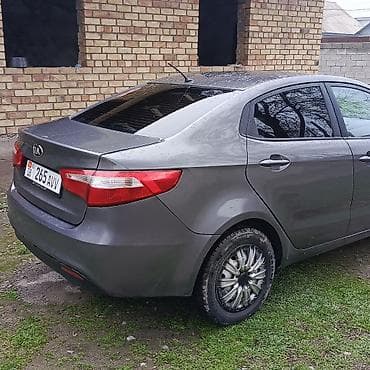 продаю морнинг: Kia Rio: 2013 г., 1.6 л, Ручные, Бензин, Седан — 6