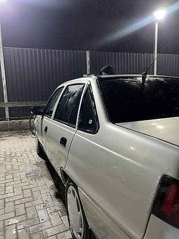 vip bus: Daewoo Nexia: 2010 г., 1.5 л, Ручные, Бензин, Седан — 4