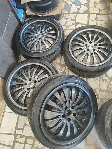Колеса в сборе 245 / 35 / R 19, Лето, Б/у, Комплект, Легковые, Литые, отверстий - 5