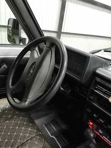 глушитель нива: ВАЗ (ЛАДА) 4x4 Нива: 2004 г., Механика, Внедорожник — 1