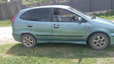 даво тико: Nissan Almera Tino: 2001 г., Хэтчбэк — 2