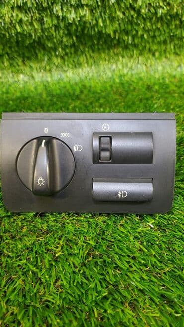 м6: Блок управления светом Разбор BMW Х5 Е53 4.4L М62 автомат, полный — 1