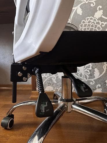 Офис шкафтары: Офис креслолор, Дөңгөлөктүү, түсү - Кара — 4