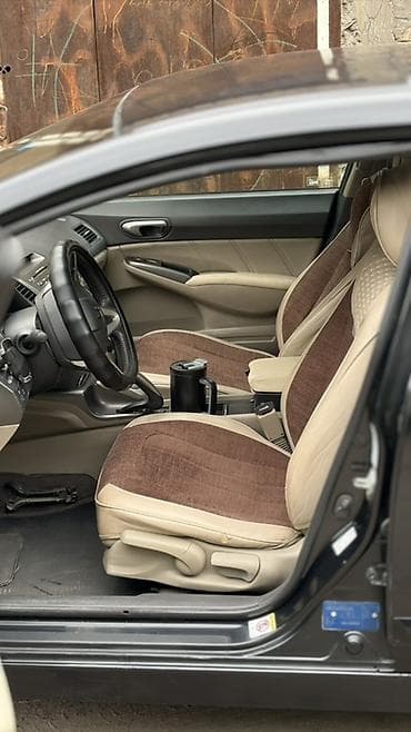 Продажа авто: Honda Civic: 2009 г., 1.3 л, Автомат, Бензин, Седан — 2