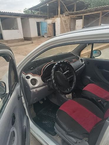 чанган уни к: Daewoo Matiz: 1998 г., 0.8 л, Кол менен иштөөчү, Бензин, Хетчбек — 4