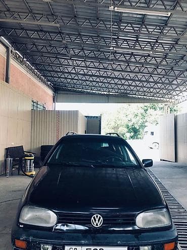Транспорт: Volkswagen Golf Variant: 1998 г., 1.6 л, Механика, Бензин, Универсал — 8