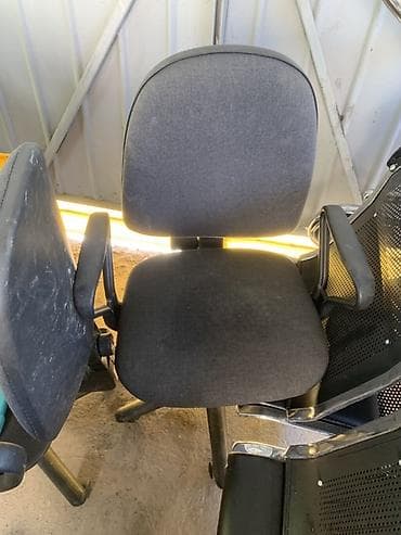 мебель г кара балта: Офисное кресло, Б/у, С колесиками, цвет - Серый, Самовывоз — 1