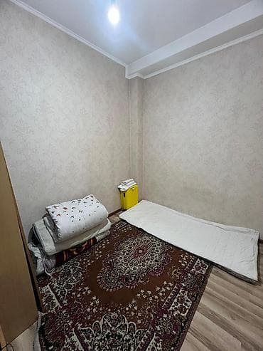 art square: 1 комната, 32 м², Индивидуалка, 3 этаж, Старый ремонт — 1