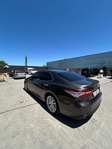 camry 5: Toyota Camry: 2018 г., 2.5 л, Автомат, Гибрид, Седан — 4