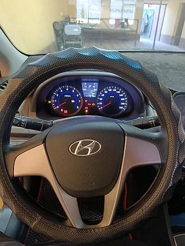 highlander 2012: Hyundai Accent: 2019 г., 1.4 л, Автомат, Бензин, Седан — 5