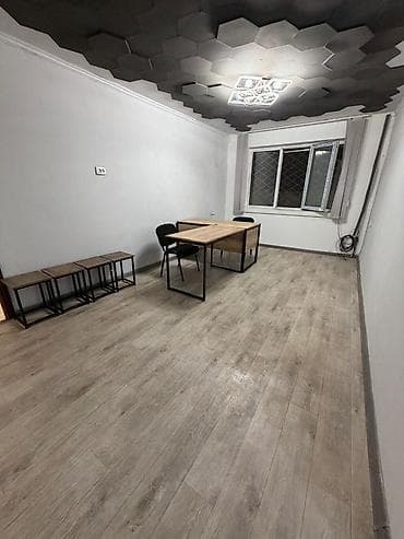 кок жар садик: Аренда офисов, 45 м², В жилом комплексе, С видом на горы, 1 линия, С отдельной кухней — 1