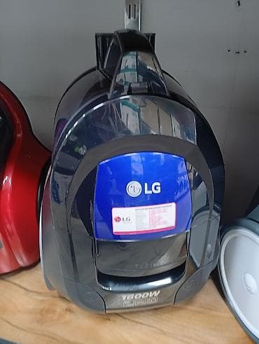 Пылесос LG, мощность 1600 Вт. - Тип: классический пылесос с мешком at lalafo.kg Пылесос LG, мощность 1600 Вт. - Тип: классический пылесос с мешком