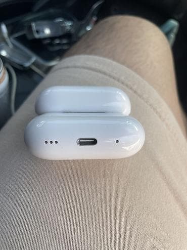 airpods pro 2 кейс купить: Беспроводные вакуумные наушники, Apple, AirPods Pro 2, Б/у — 2