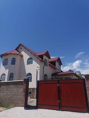 the level: Продается дом на Иссык Куле. г. Чолпон Ата, район центрального рынка — 1