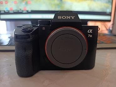 кел кел: Полнокадровая беззеркальная камера Sony α7 III (ILCE-7M3), байонет — 2