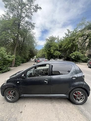 changan 75 plus: Toyota Aygo: 2010 г., 1 л, Механика, Бензин, Хэтчбэк — 3