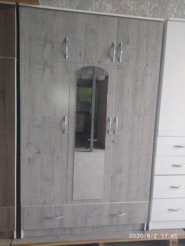 шкаф 3 дверные: Новый шкаф трехдверный 
Российский ламинат
В наличии есть расцветки — 2